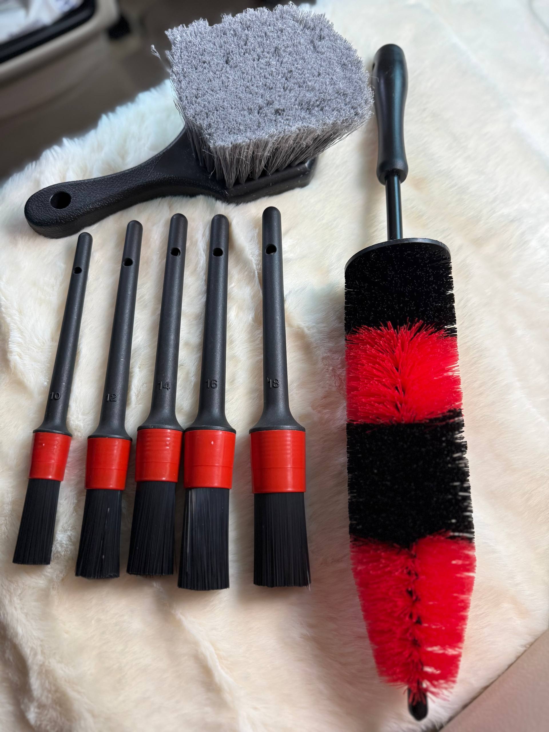 Car Detailing Brush Kit – Complete Cleaning Set